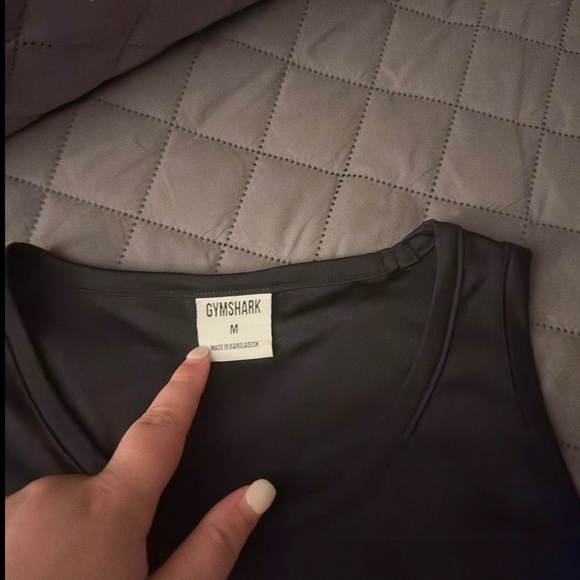 Gymshark crop top! - Picture 2 of 4